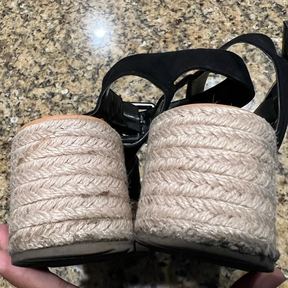 American Eagle Espadrille platform sandals‎ black